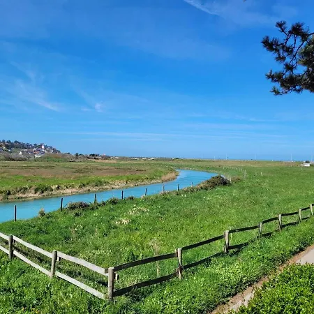 Les Ondines Et Les Dryades Vue Rivière Et * Sainte-Marguerite (Upper Normandy)